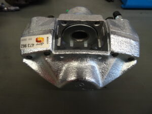 Rear right brake caliper - Image 2