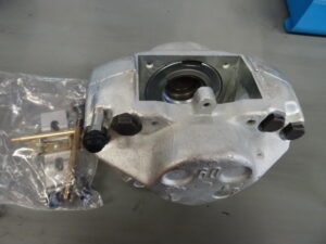 Bremssattel vorn links