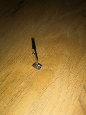 Retaining clip for 600 grille - Image 2