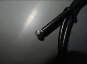 Motorhaubenzug – Bild 1