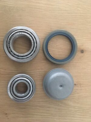 Wheel bearing kit for W100